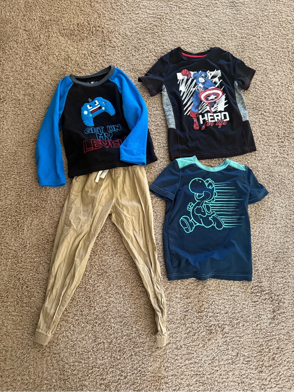 Boys active tee khaki pants bundle size 6